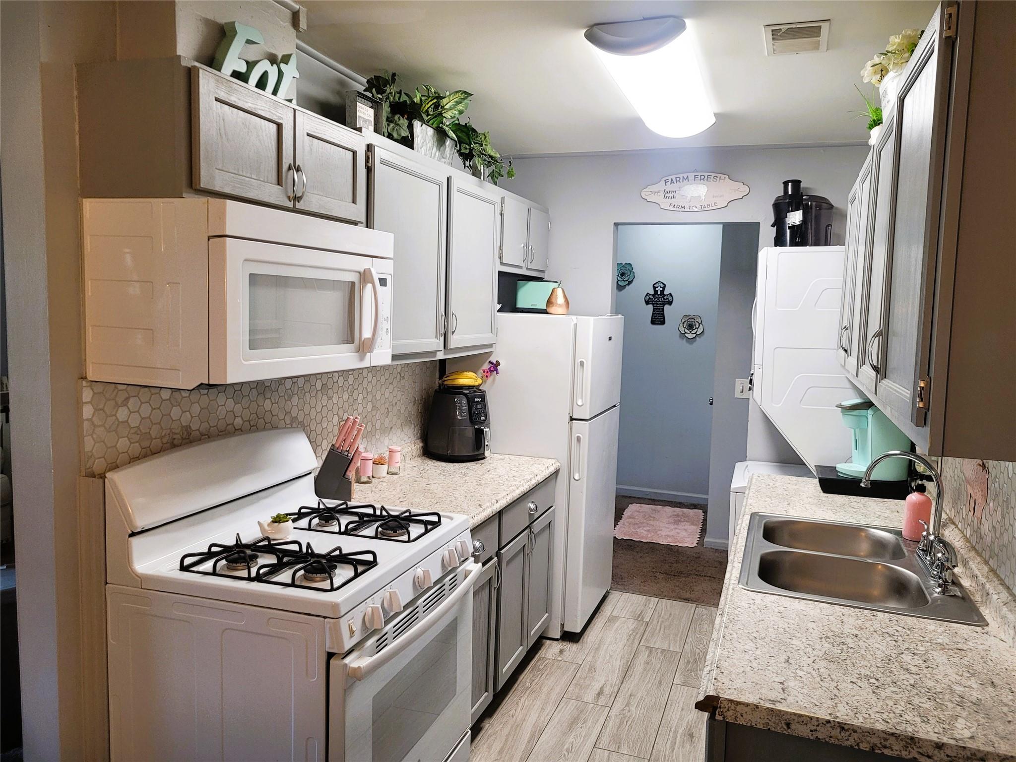 276 Temple Hill Road #1518, New Windsor, New York image 3