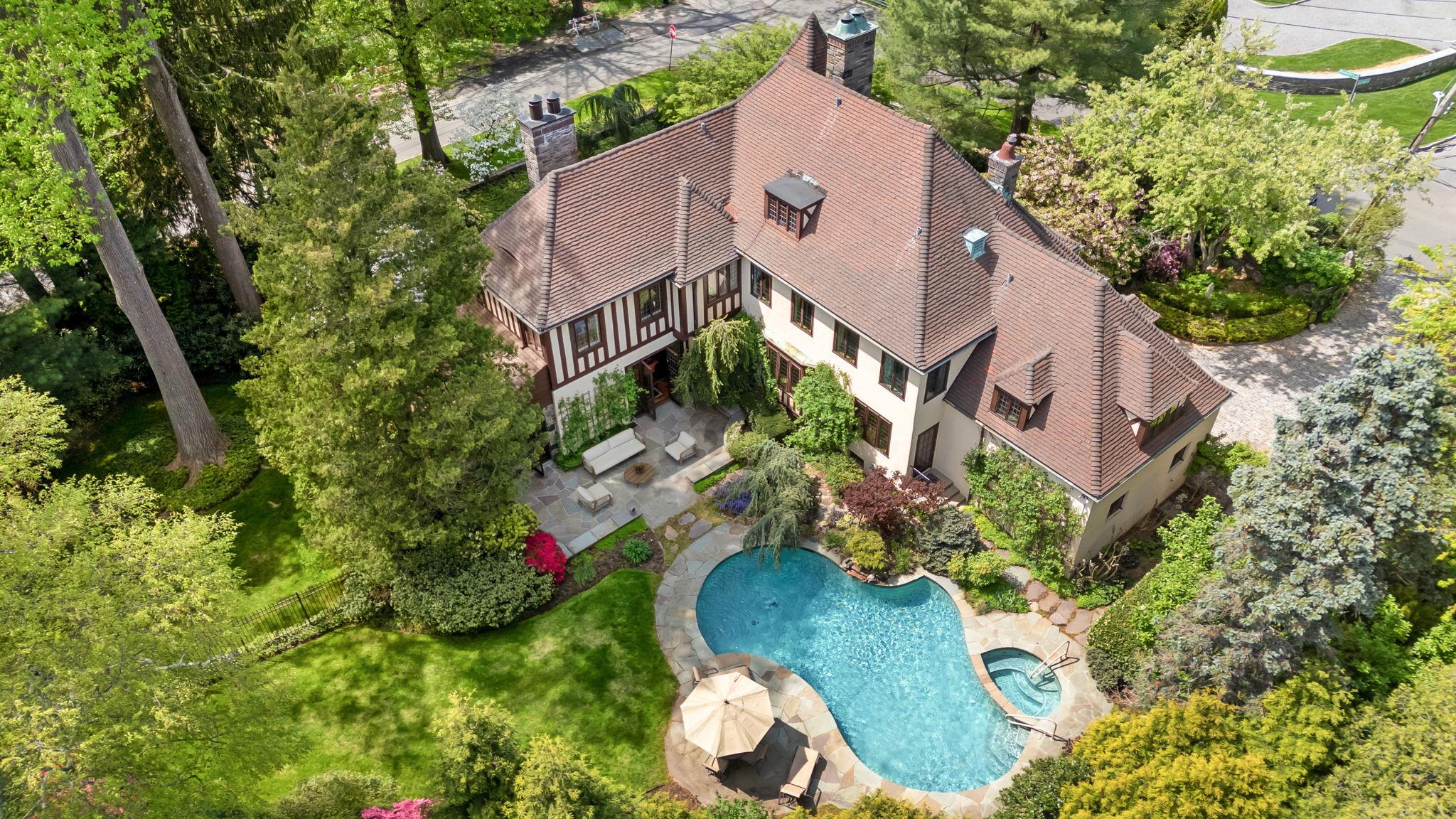 50 Hampshire Road, Bronxville, New York image 25
