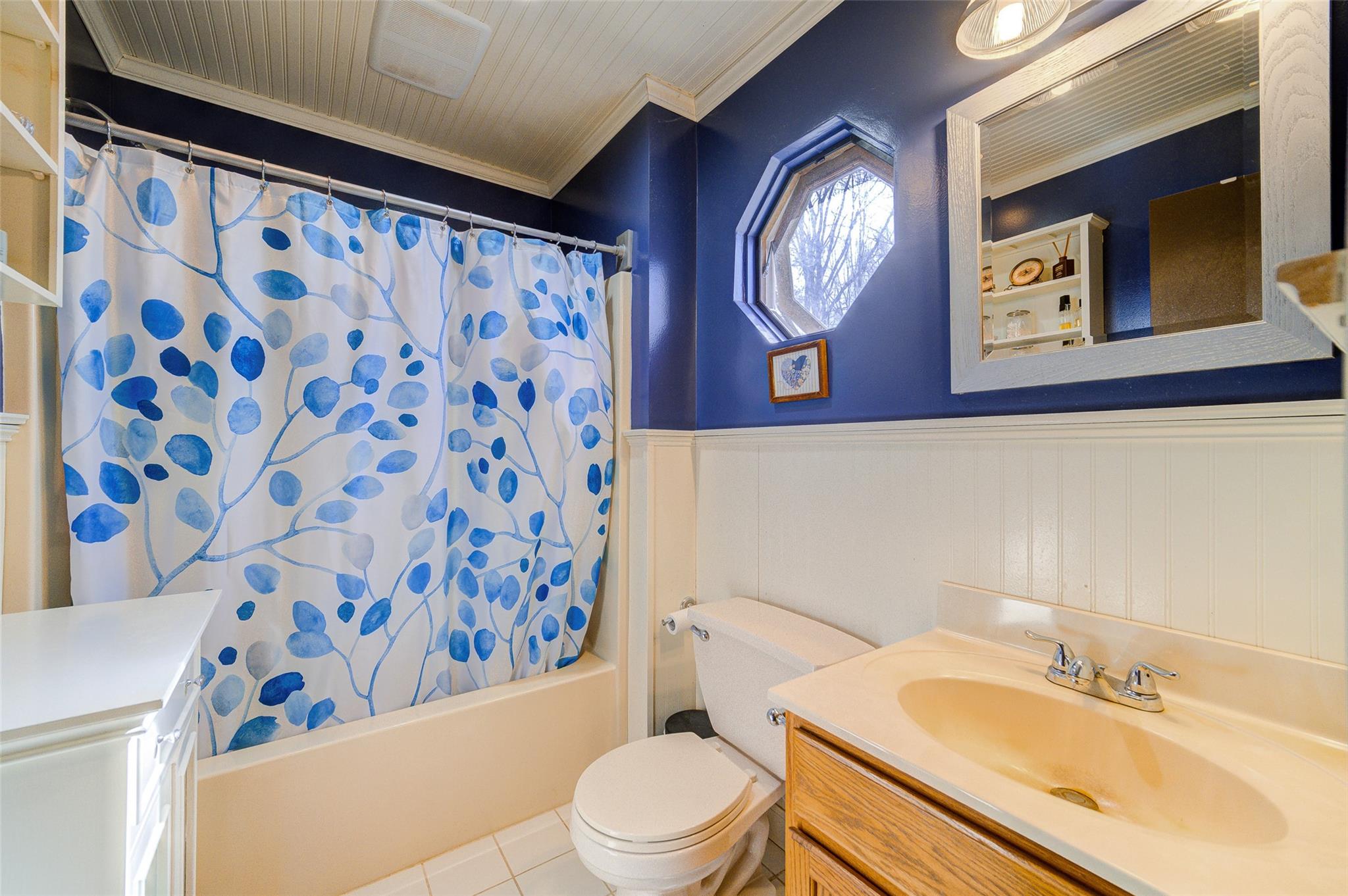 609 Eatontown Road, Port Jervis, New York image 24