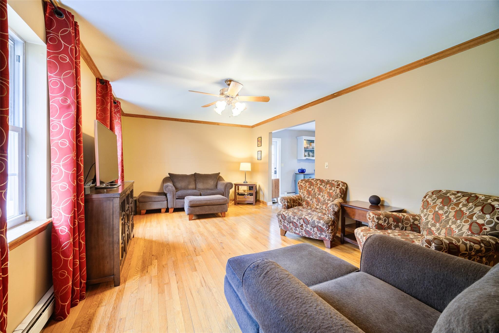 609 Eatontown Road, Port Jervis, New York image 6