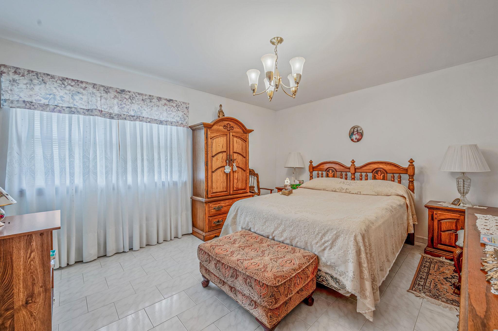 52 N Heston Road, Shirley, New York image 10