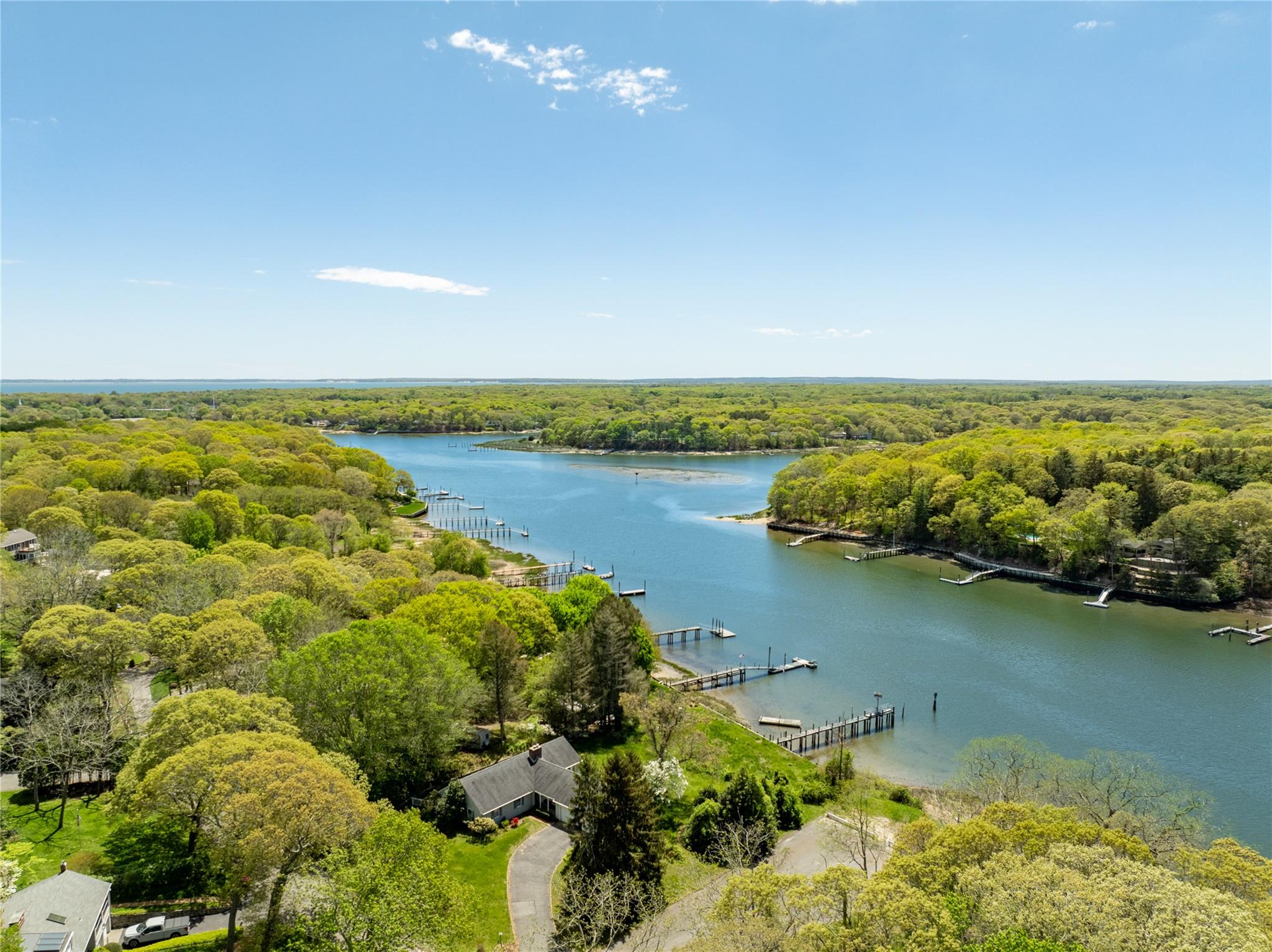 1015 Knollwood Lane, Mattituck, New York image 16