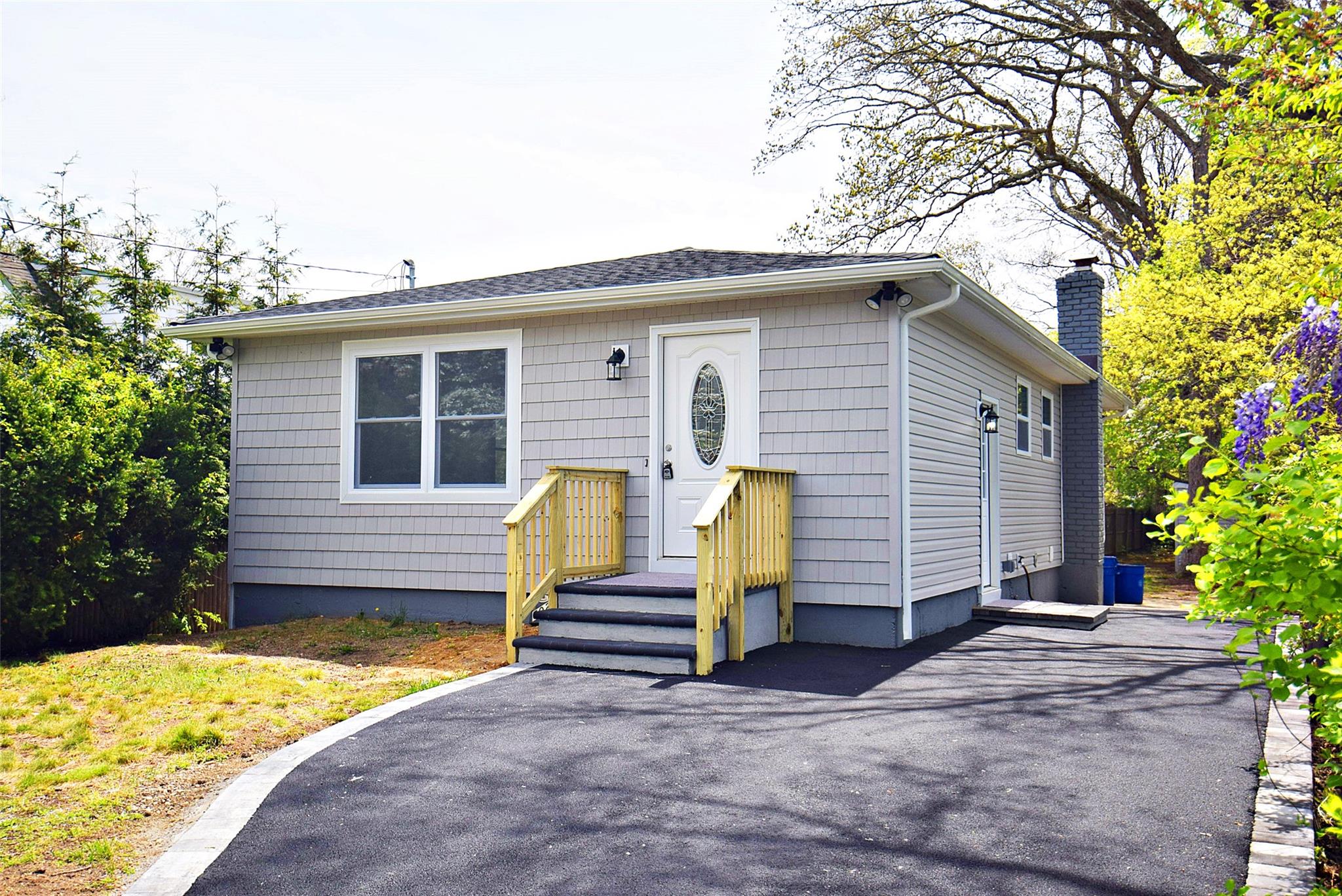502 Nicolls Road, Deer Park, New York image 1