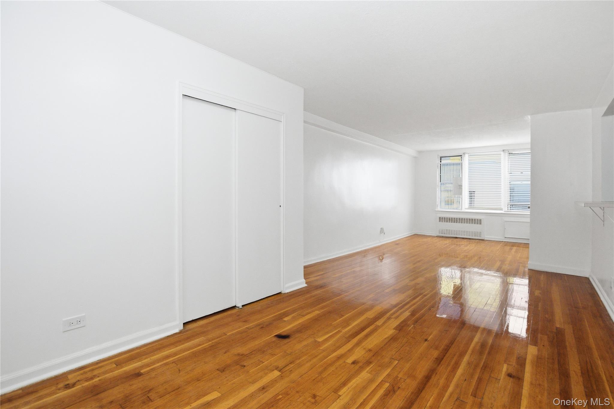 2385 Barker Avenue 6S