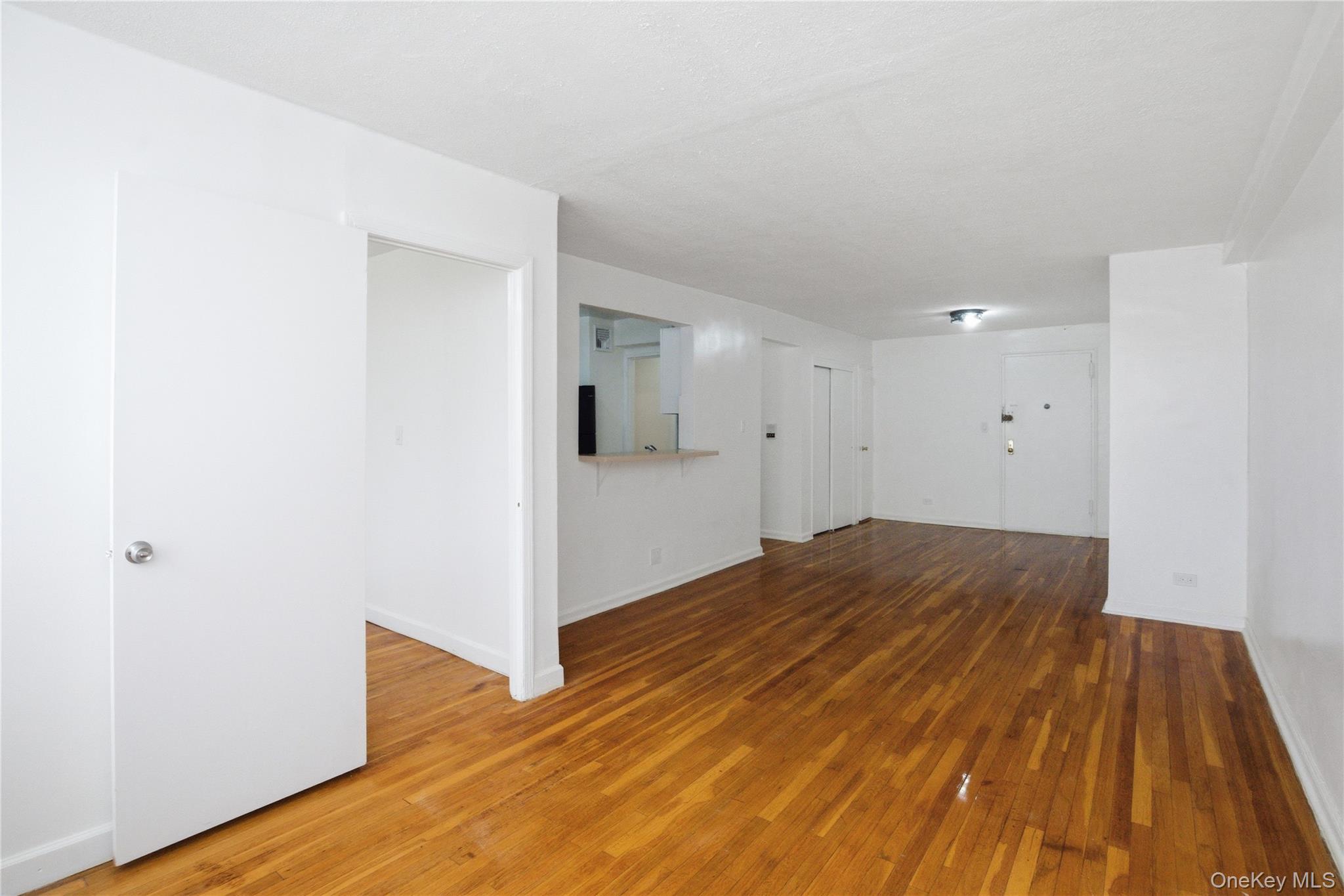 2385 Barker Avenue 6S