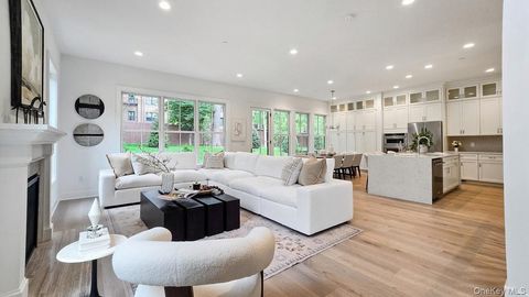 Townhouse For Sale - 24 Marker Ridge #12<br/> Irvington, NY 10533
