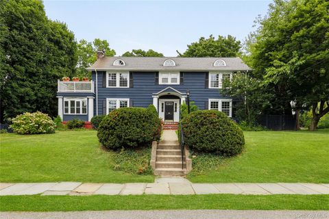 724 Stuart Avenue Mamaroneck NY 10543