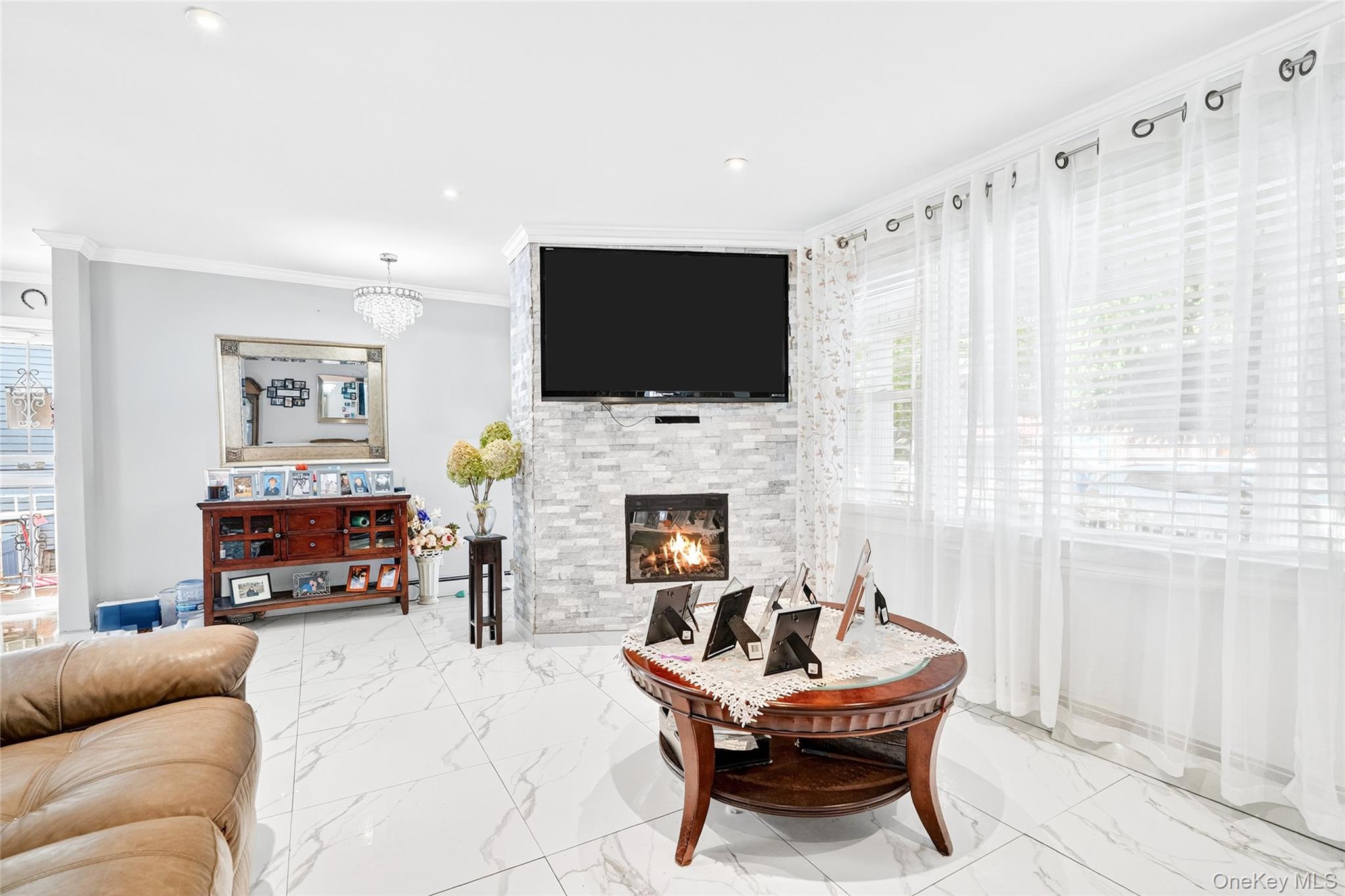 1514 Robertson Place