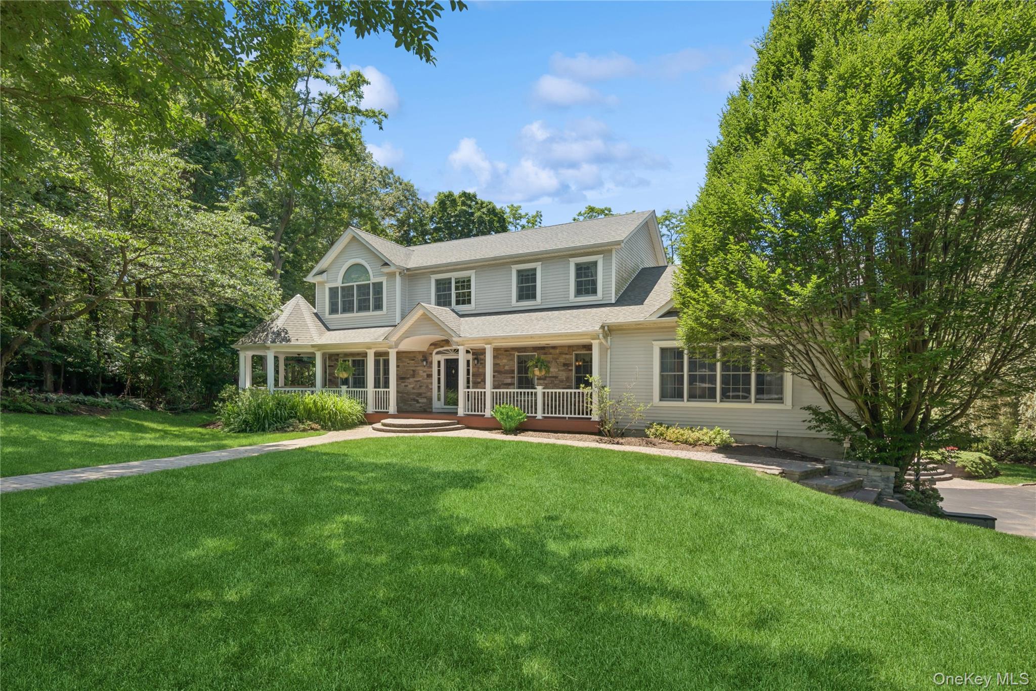 7 Orient Avenue