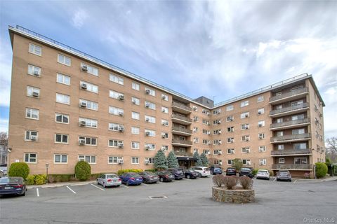 Photo of 480 Halstead Avenue #4V, Harrison, NY 10528 (MLS # 915868) Photo of 480 Halstead Avenue #4V, Harrison, NY 10528 (MLS # 915868)