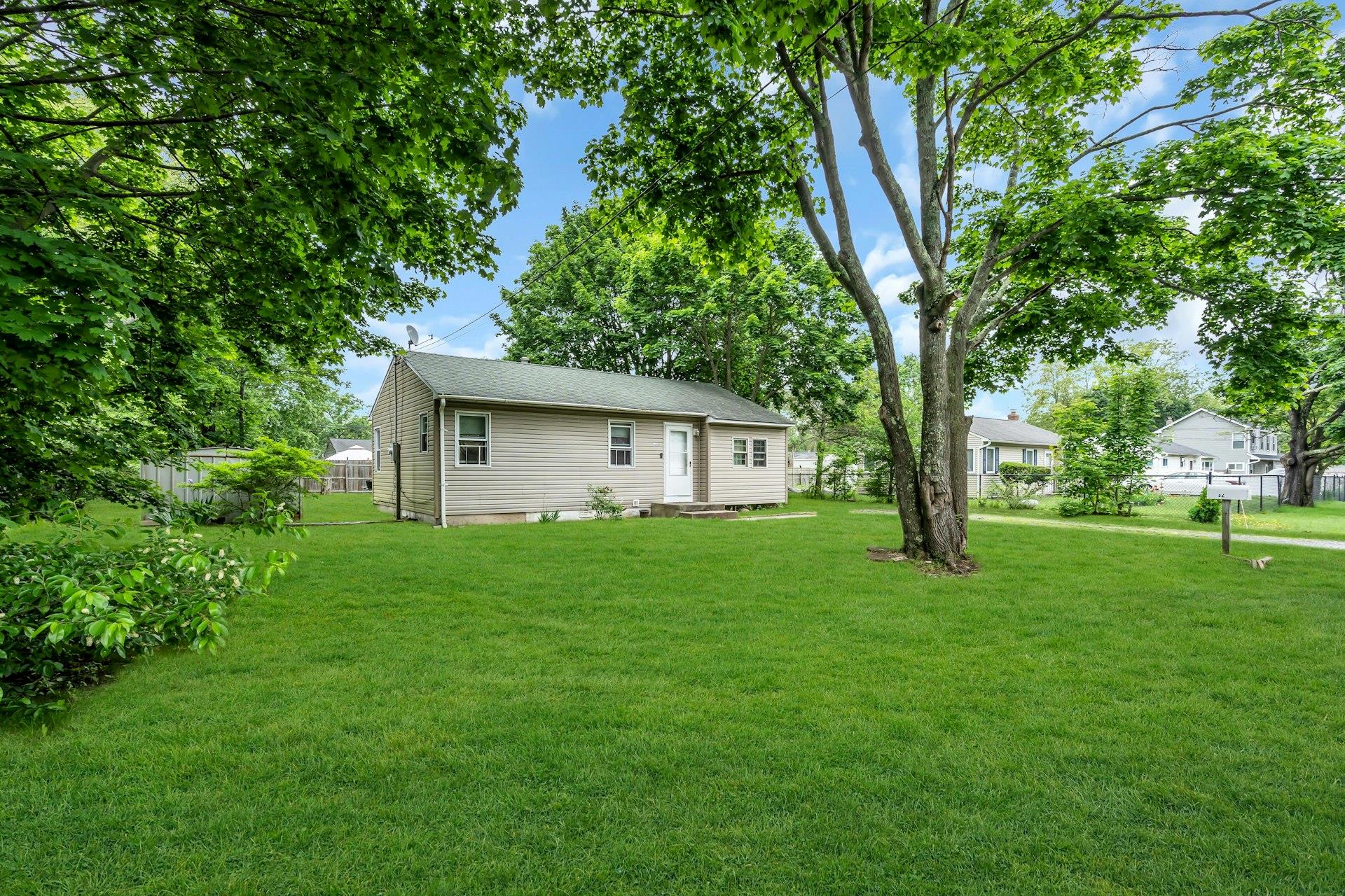 625 Scherger Avenue, East Patchogue, New York image 1
