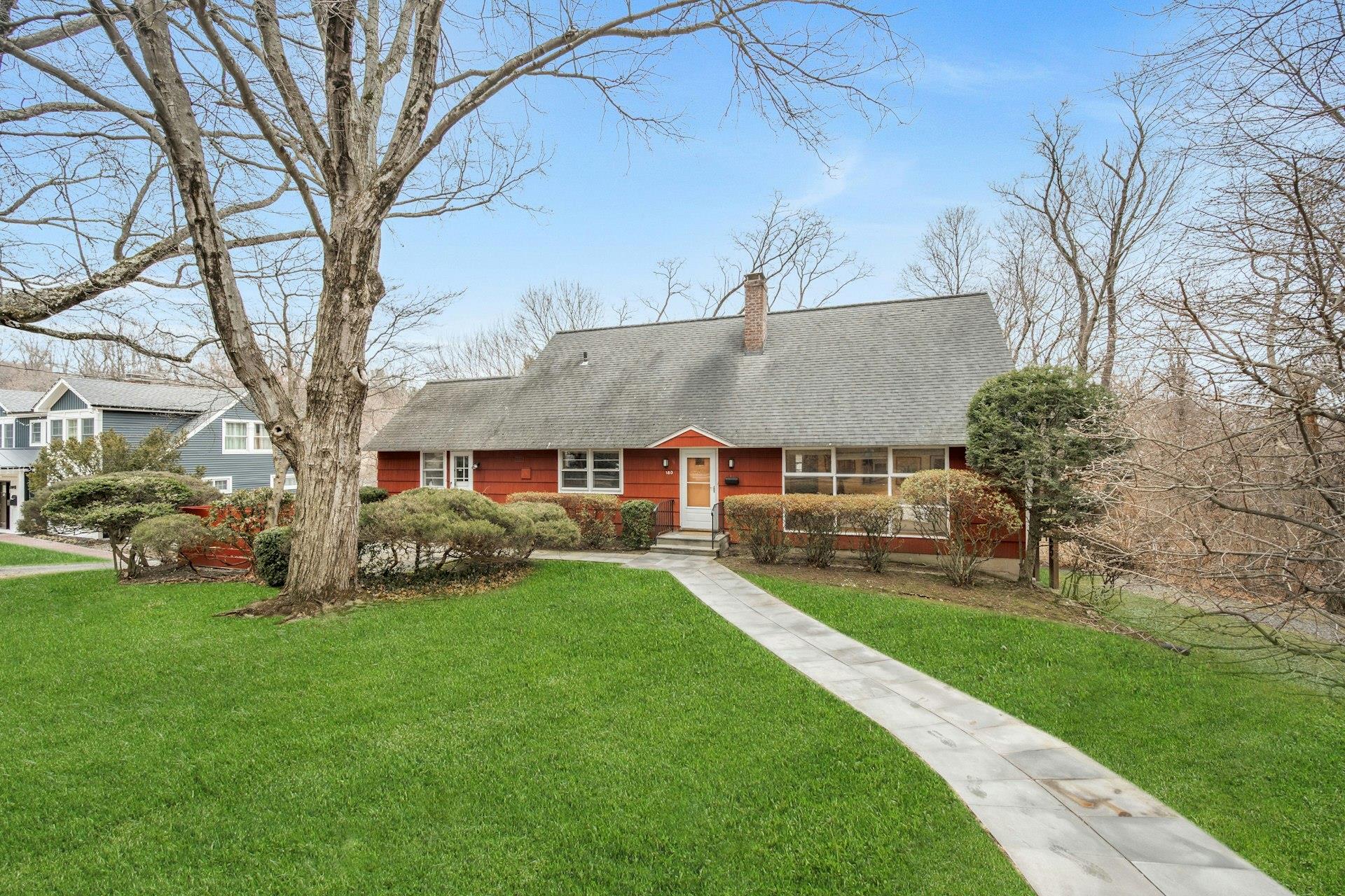 180 N Hampton Drive, White Plains, New York image 48