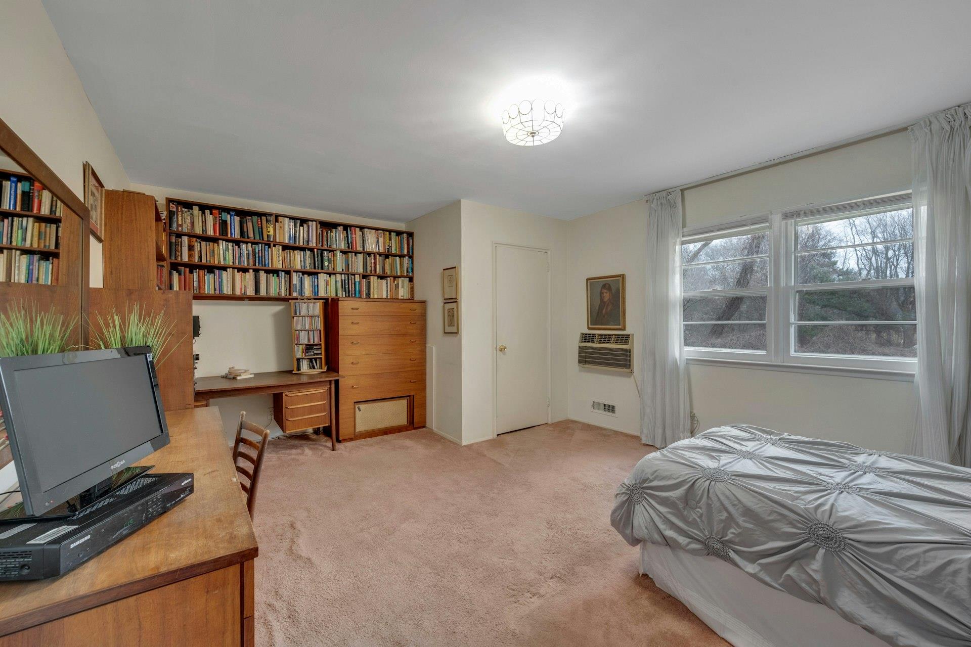 180 N Hampton Drive, White Plains, New York image 14