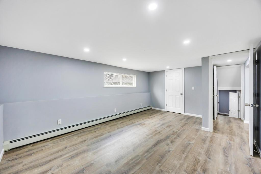 30 Oakland Street, Hempstead, New York image 17