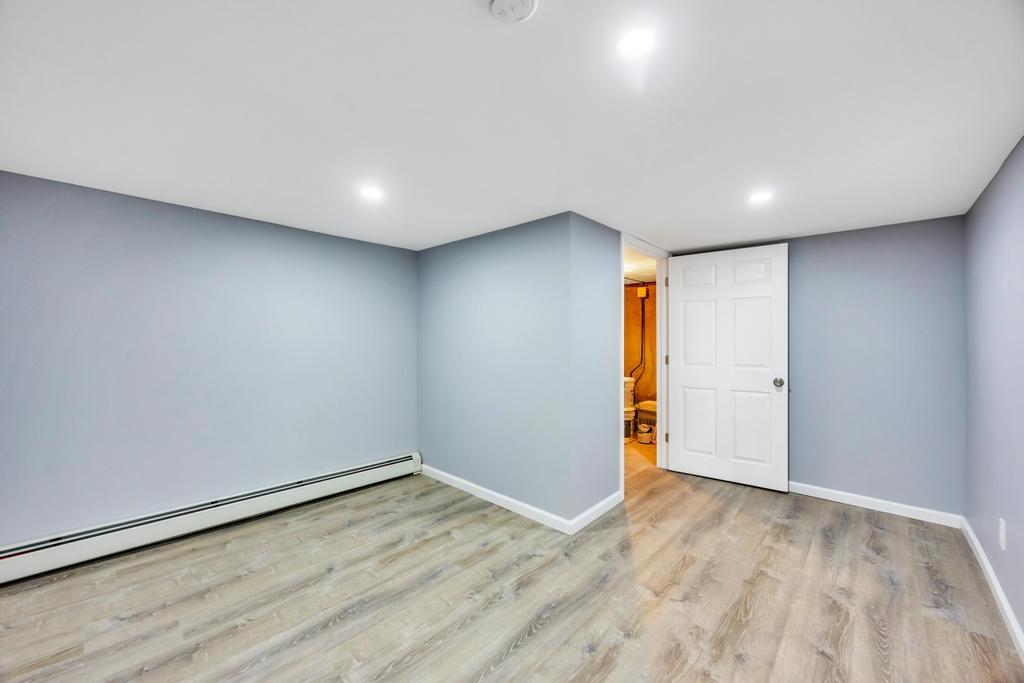 30 Oakland Street, Hempstead, New York image 21