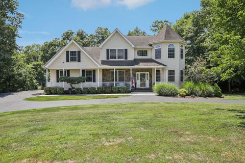 Homes For Sale - 4 Deer Run Trail<br/> Fort Montgomery, NY 10922