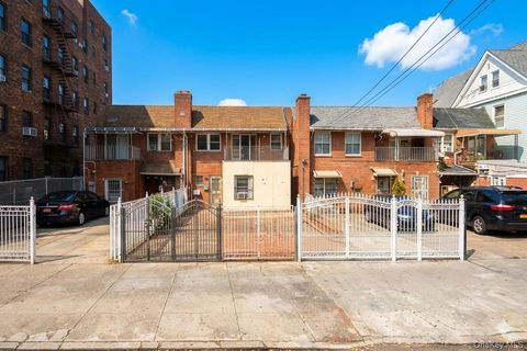 Multifamily For Sale - 3742 97th Street<br/> Queens County, Corona, NY 11368