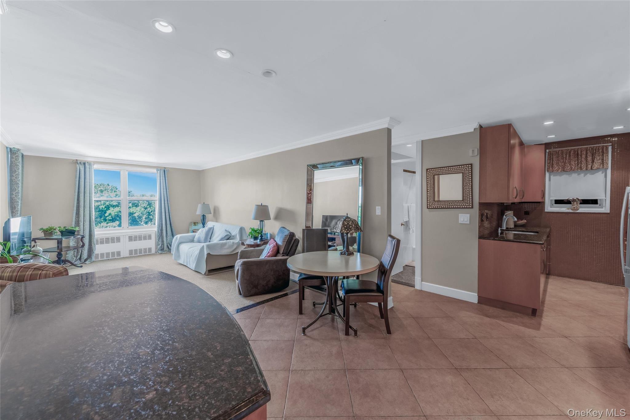 44-20 Douglaston Pkwy Douglaston Parkway 5A