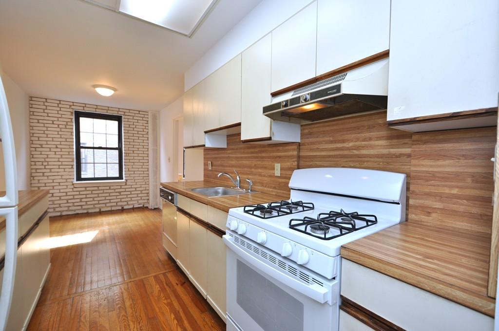 Eastchester, New York 10583, United States, 1 Bedroom Bedrooms, ,1 BathroomBathrooms,Residential,Active,87979