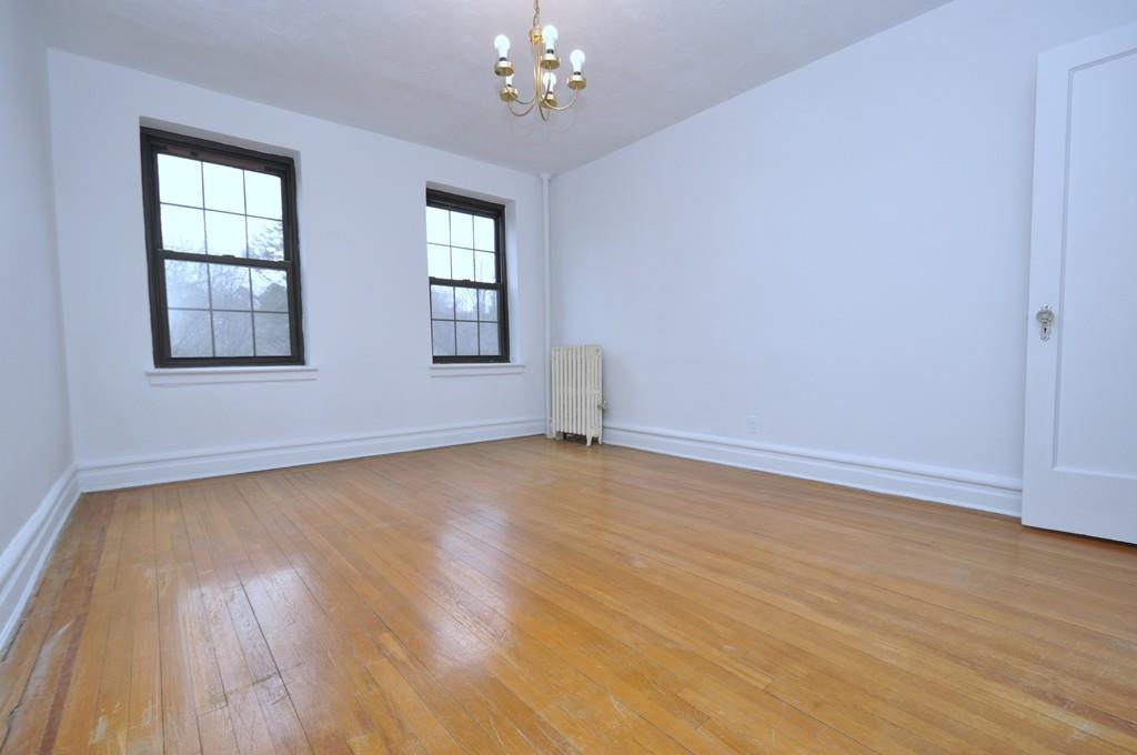 Eastchester, New York 10583, United States, 1 Bedroom Bedrooms, ,1 BathroomBathrooms,Residential,Active,87979