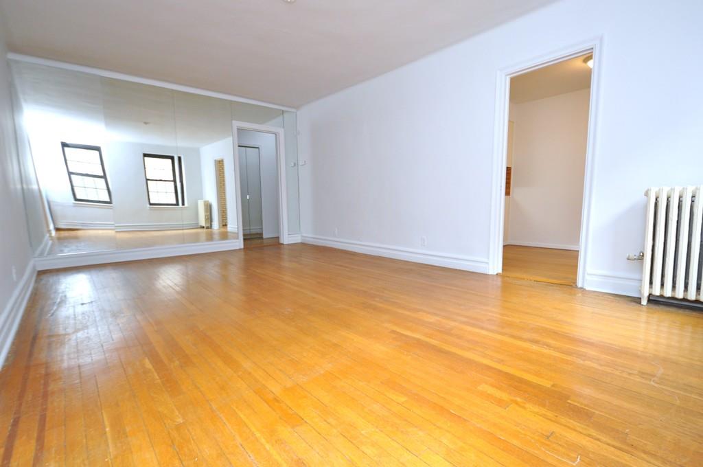 Eastchester, New York 10583, United States, 1 Bedroom Bedrooms, ,1 BathroomBathrooms,Residential,Active,87979