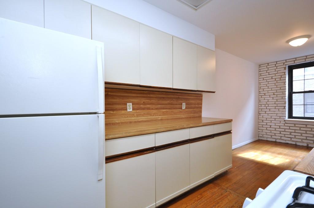 Eastchester, New York 10583, United States, 1 Bedroom Bedrooms, ,1 BathroomBathrooms,Residential,Active,87979