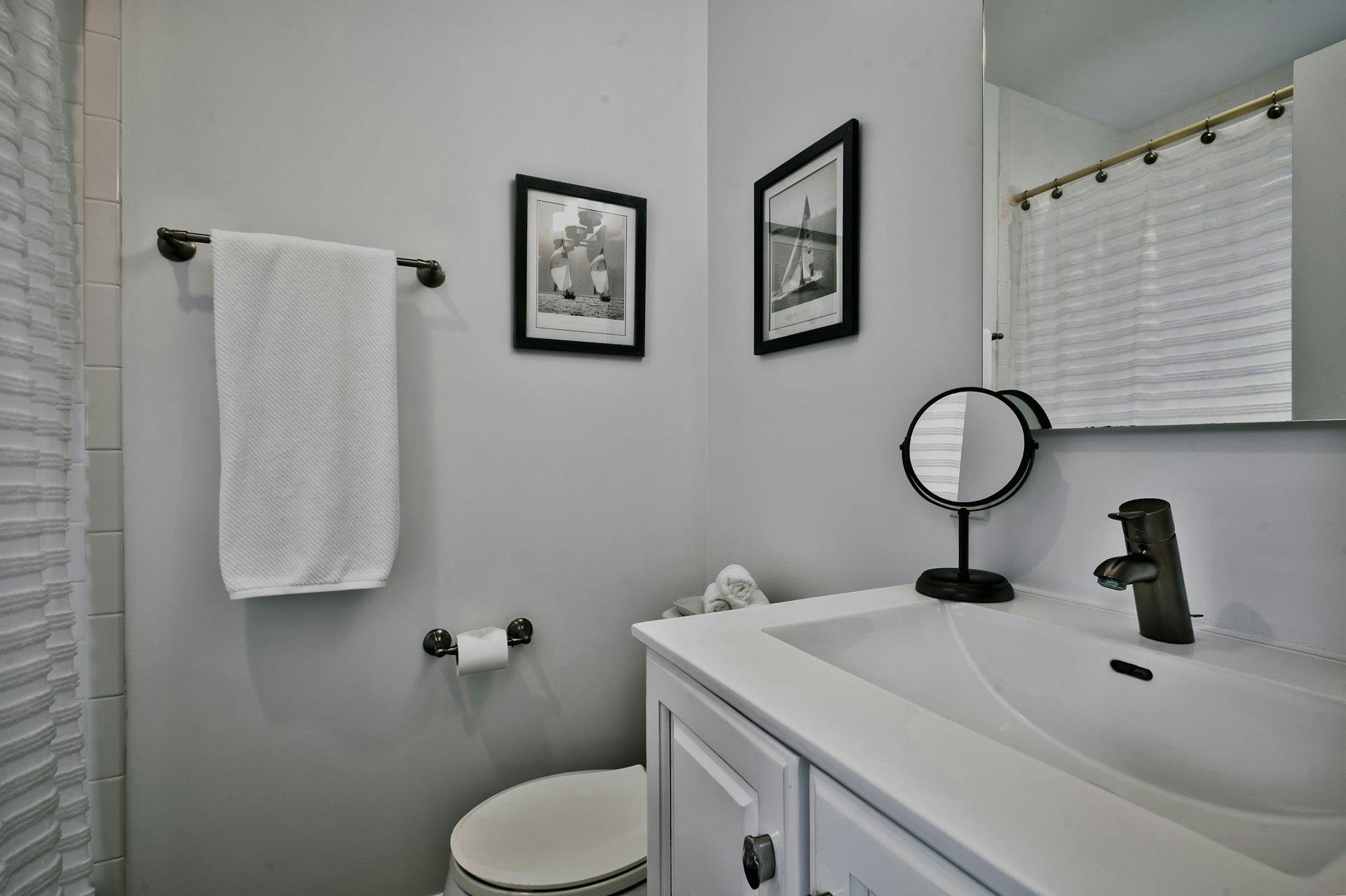 5 Roger Drive, Port Washington, New York image 11