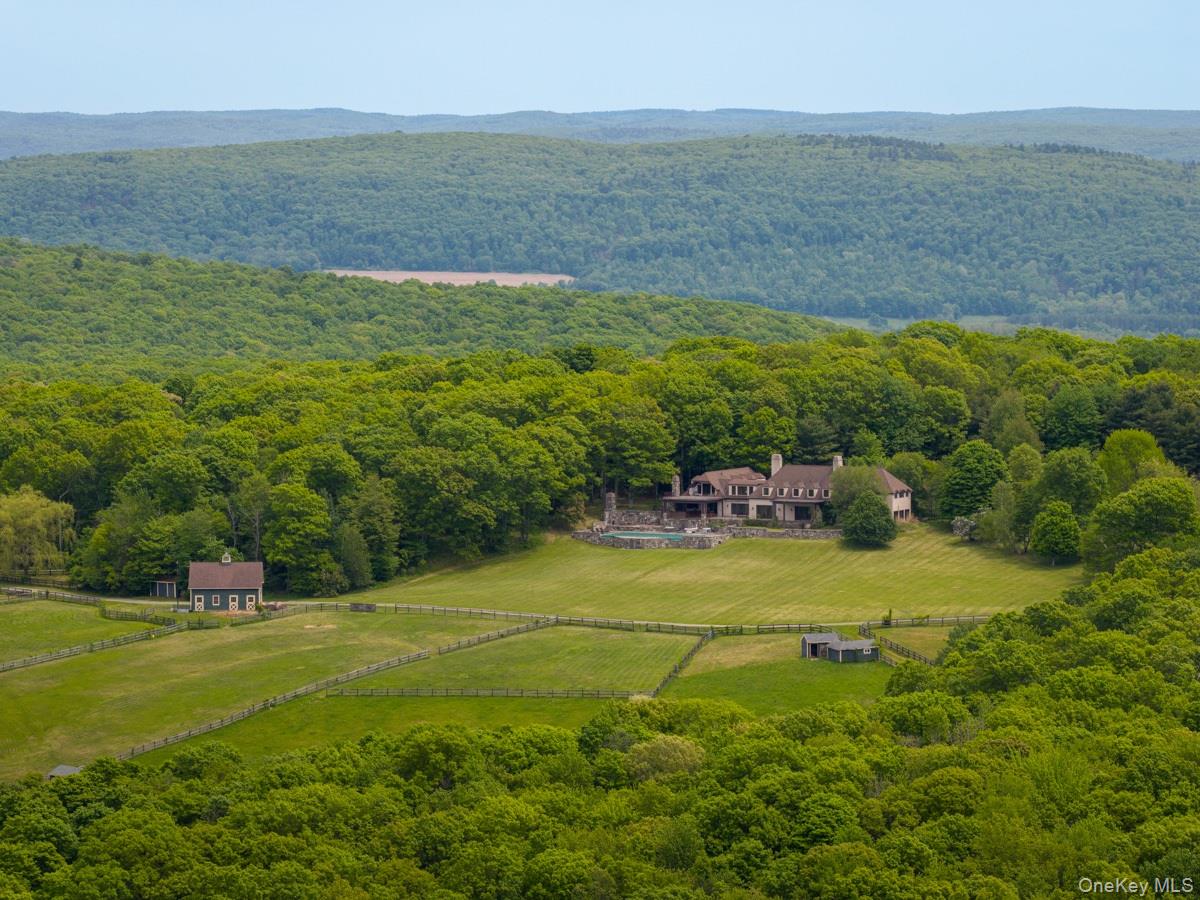 26 Mountain Farm Road