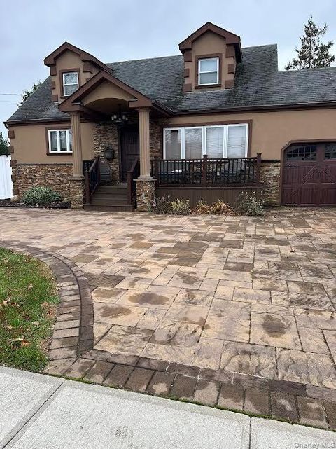 258 N Suffolk Avenue Massapequa NY 11758