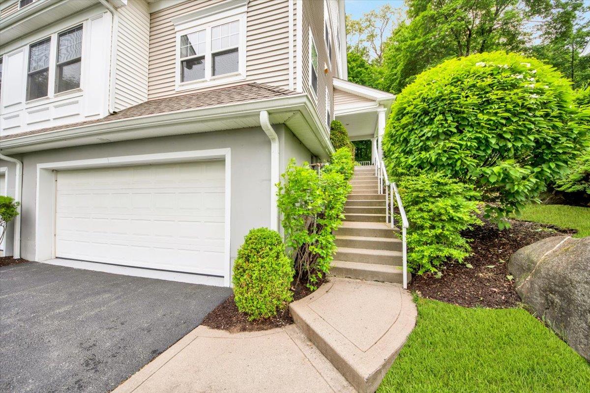 145 Underhill Lane #145, Peekskill, New York image 2