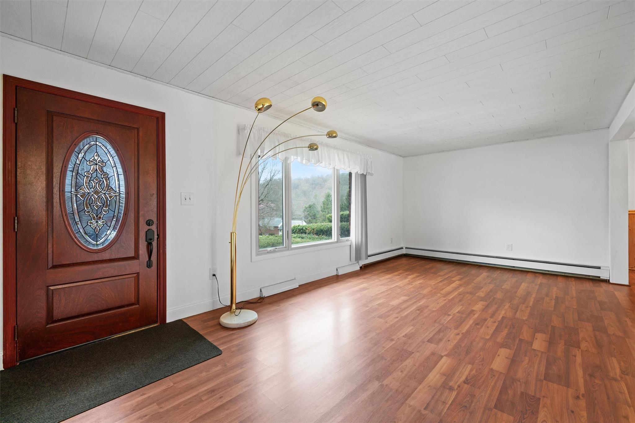 203 Hy Vue Circle, Newburgh, New York image 5