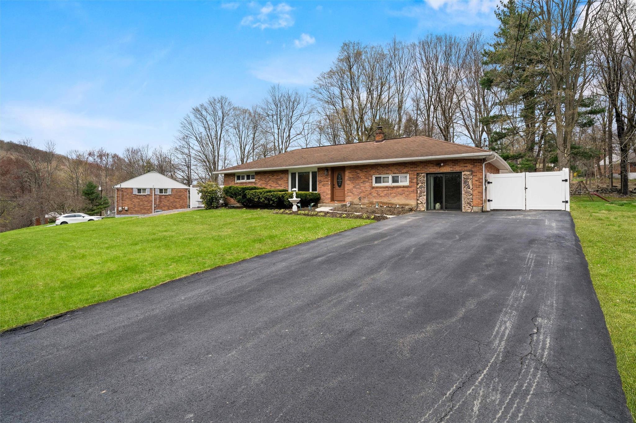 203 Hy Vue Circle, Newburgh, New York image 34