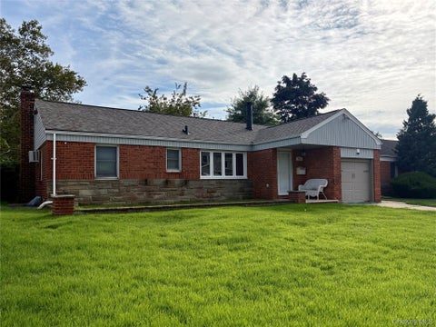 Apartment For Rent - 775 Magnolia Drive<br/> Nassau County, Franklin Square, NY 11010