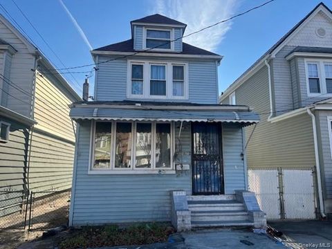 Photo of 62-82 Booth Street, Rego Park, NY 11374 (MLS # 941217)