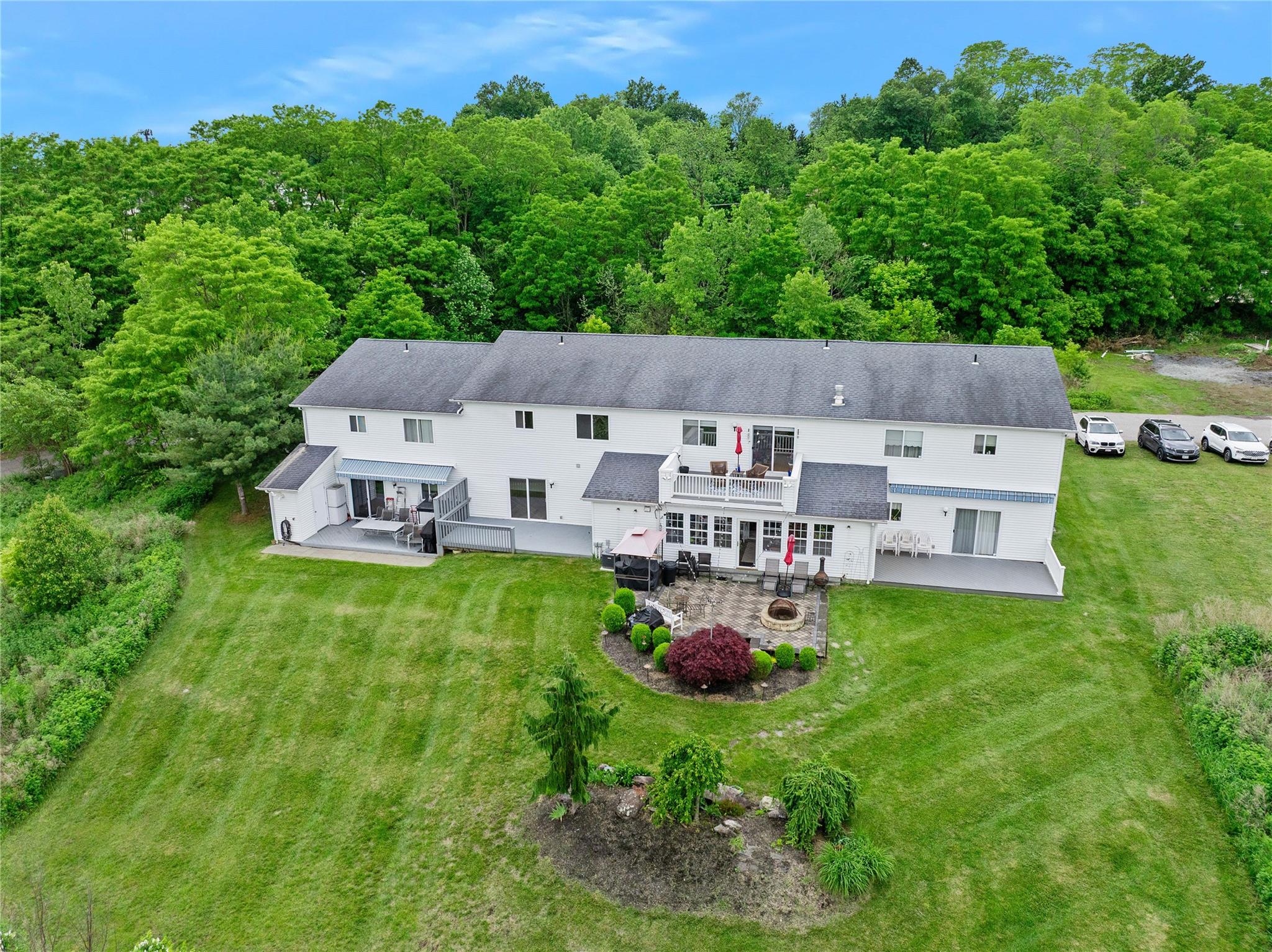 221 Tamerisk Lane, New Windsor, New York image 37