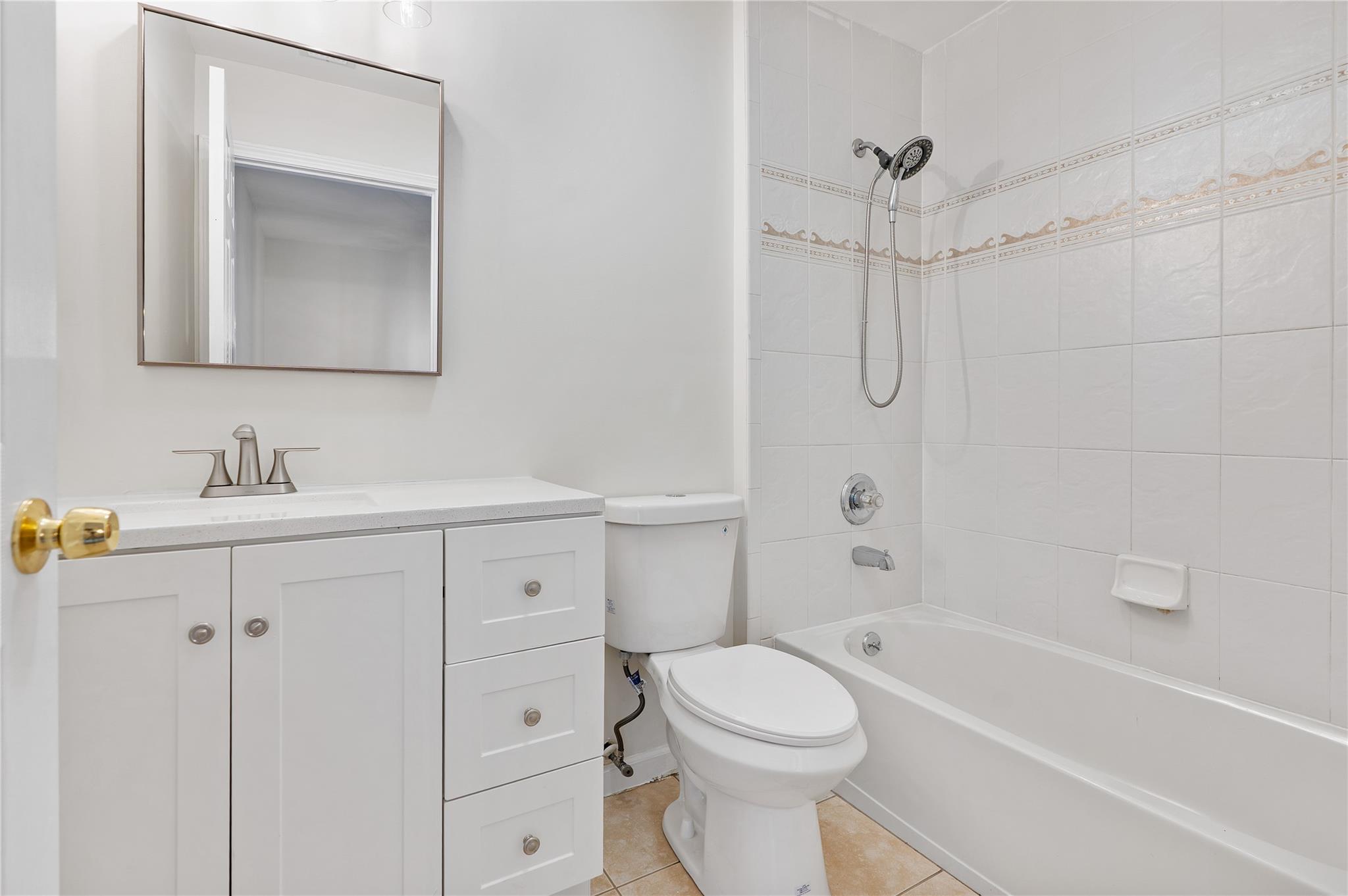 221 Tamerisk Lane, New Windsor, New York image 27
