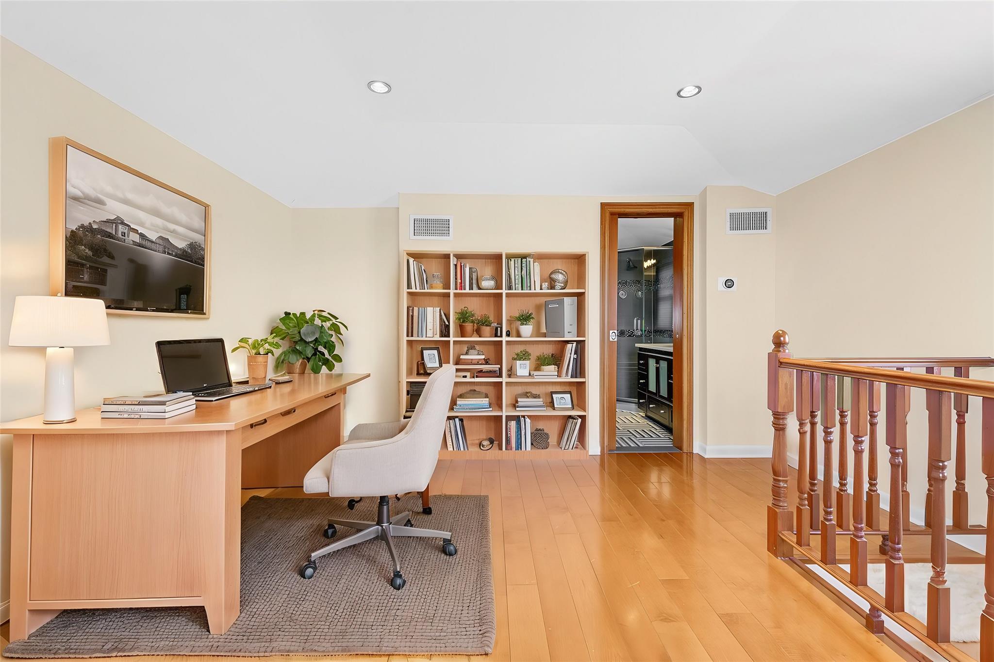 83-18 W 58th Avenue, Middle Village, New York image 23