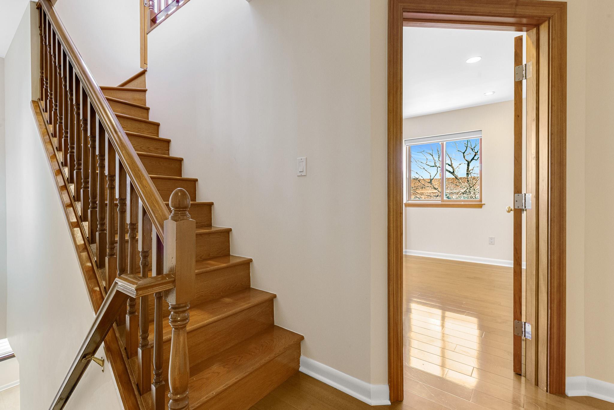 83-18 W 58th Avenue, Middle Village, New York image 22
