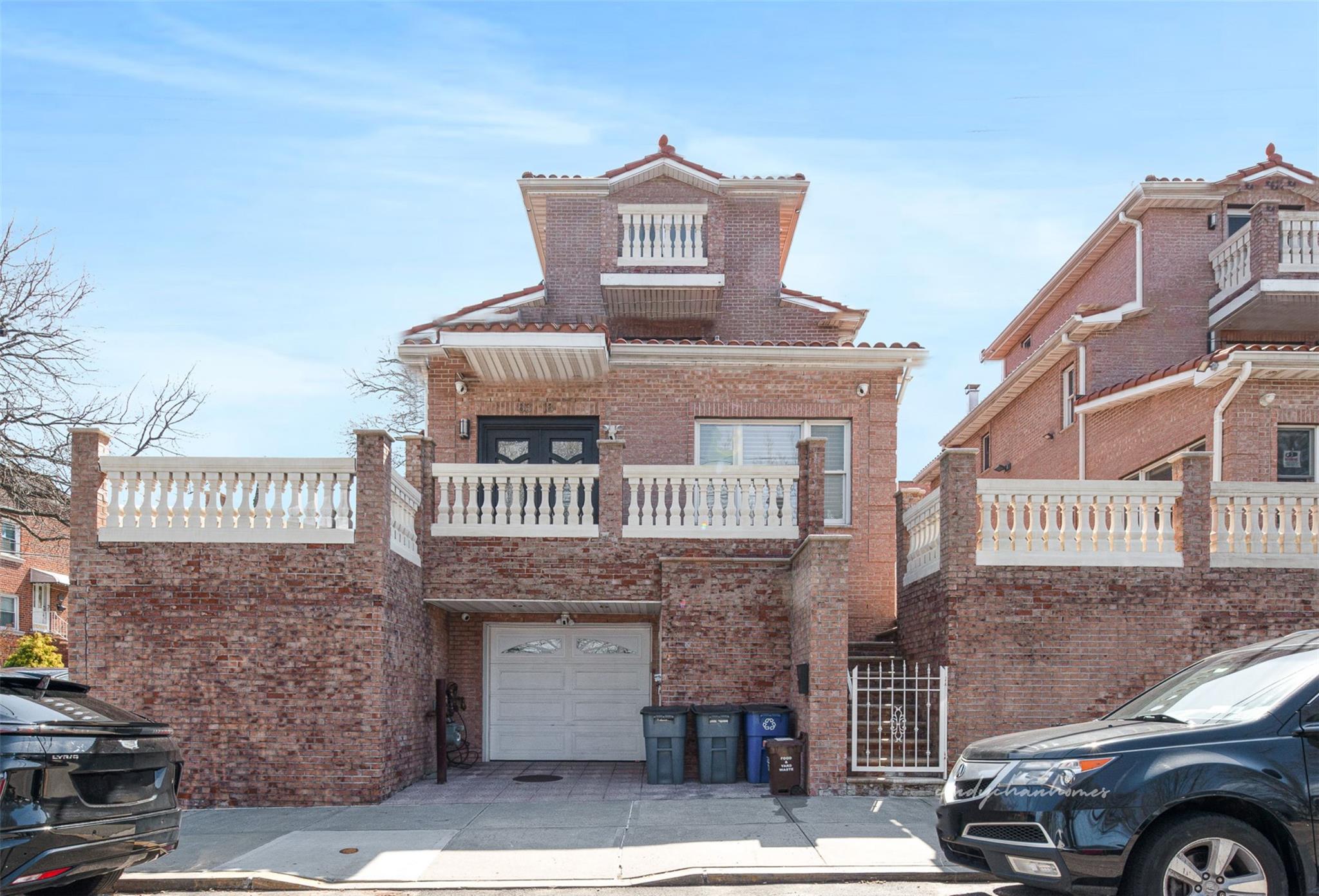 83-18 W 58th Avenue, Middle Village, New York image 1