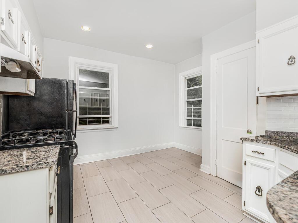 48 Tibbetts Road 2nd Floor