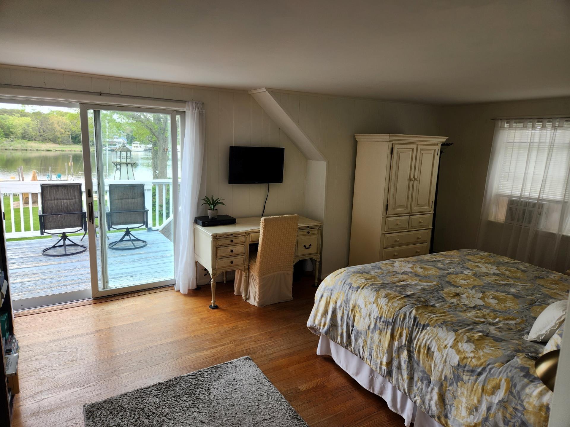 118 Overlook Drive, Aquebogue, New York image 12