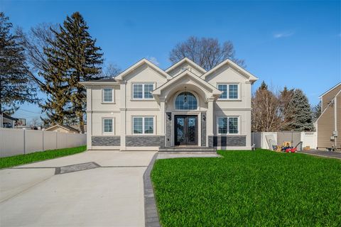 68 Spruce Street, Hicksville, NY 11801 - MLS#: 830063