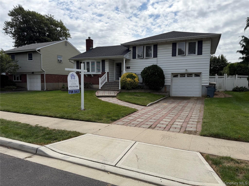 Photo of 3938 Bernice Road, Seaford, NY 11783 (MLS # 1052968)