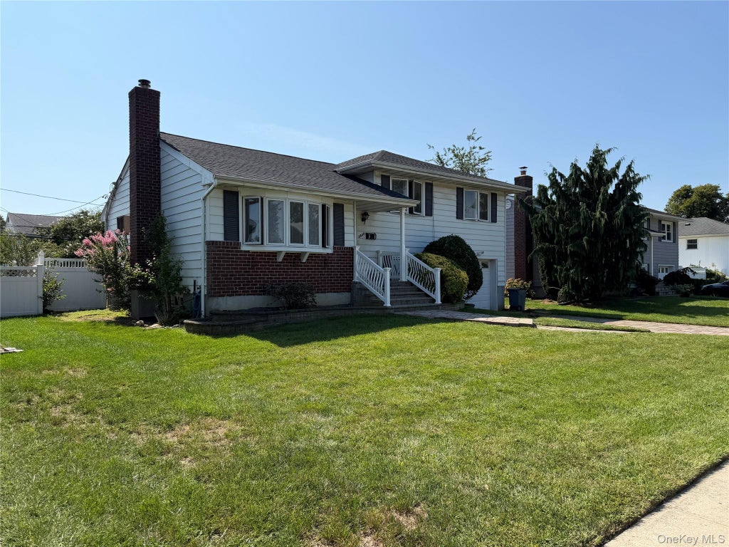 Photo of 3938 Bernice Road, Seaford, NY 11783 (MLS # 1052968)