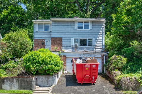 Photo of 74 Jervis Road, Yonkers, NY 10705 (MLS # 1029838)