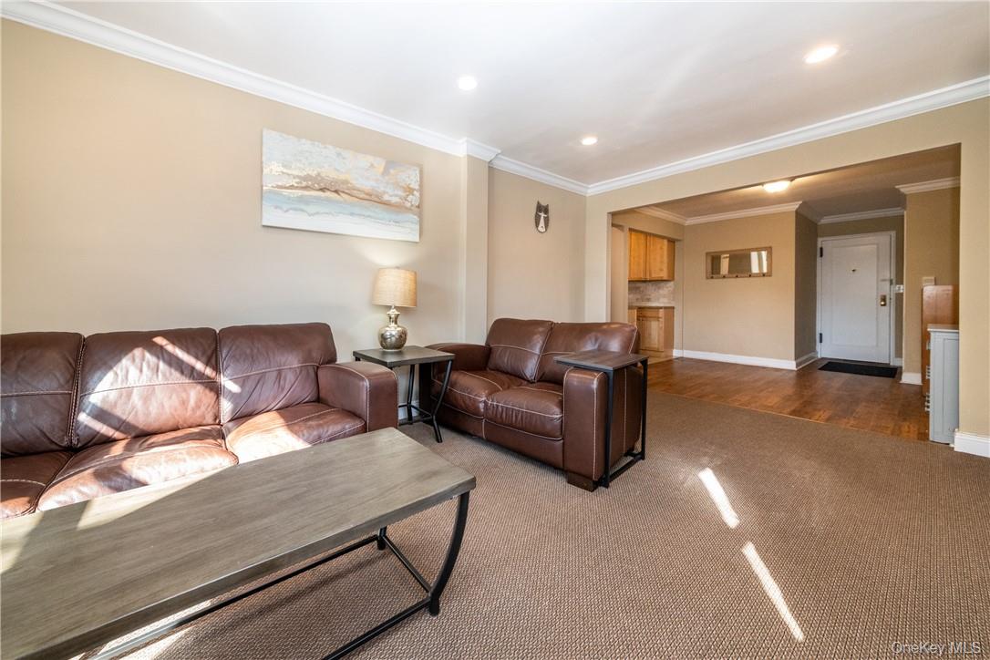 50 White Oak Street 3G