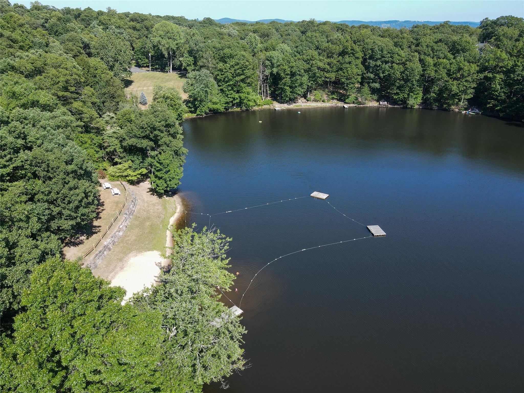 36 Ridgetop Drive, Tomkins Cove, New York image 32