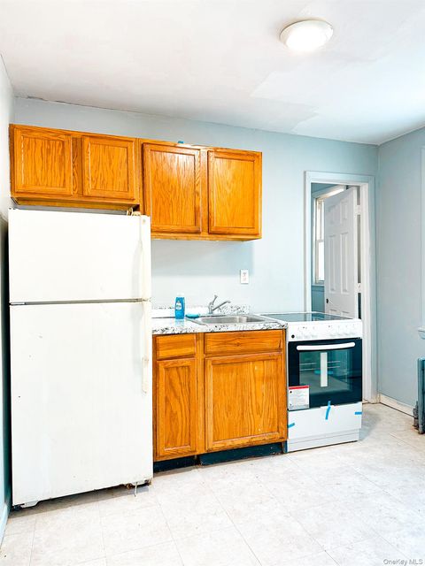 Photo of 545 Broadway #5, Monticello, NY 02701 (MLS # 961768)