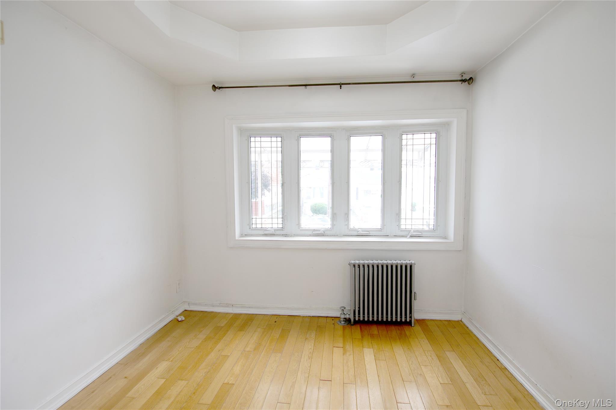 9020 178th Street - Photo 3