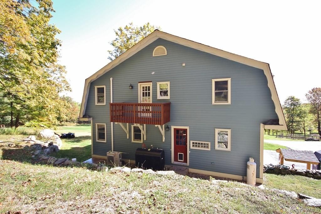 Photo of 575 Roosa Gap Road, Bloomingburg, NY 12721 (MLS # 922711)